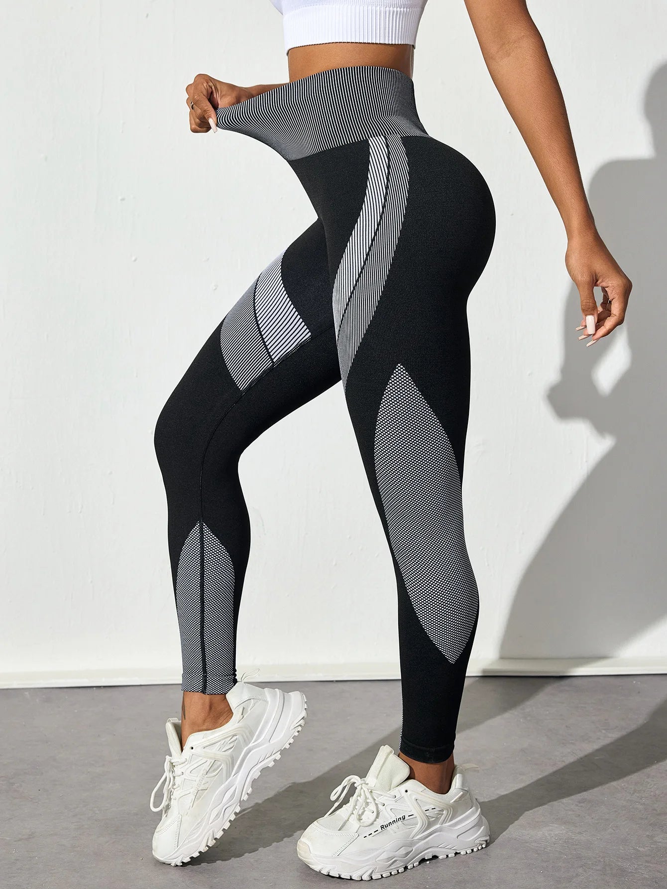 High-Waist Seamless Scrunch Yoga Leggings