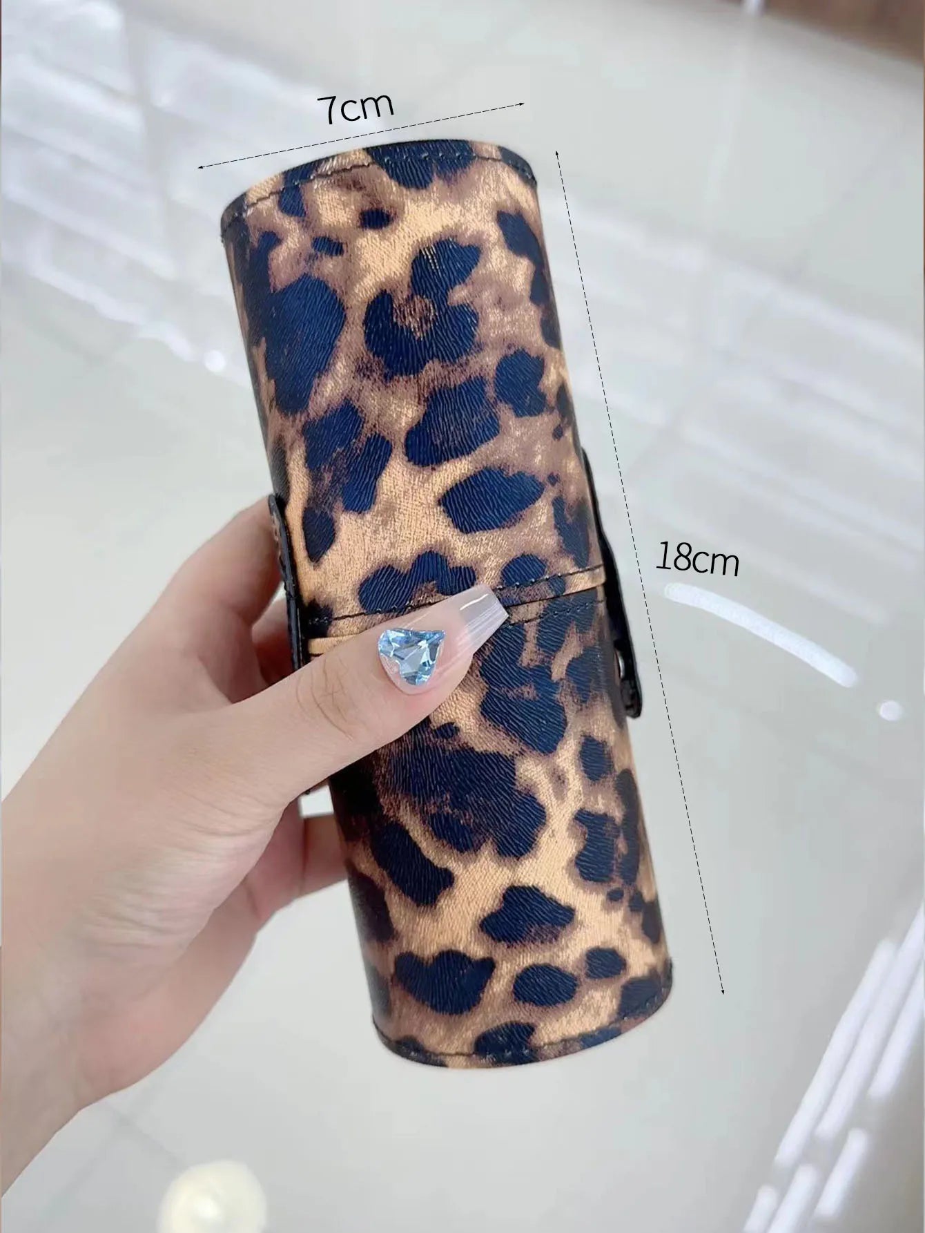 Large Capacity Cylinder Makeup Brush Organizer