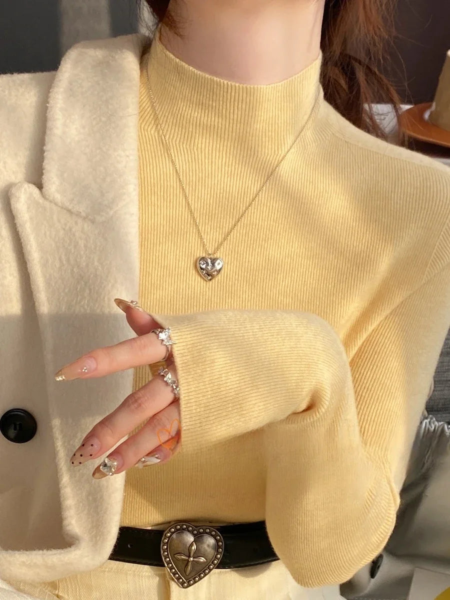 Chic Slim-Fit Knit Turtleneck Sweater
